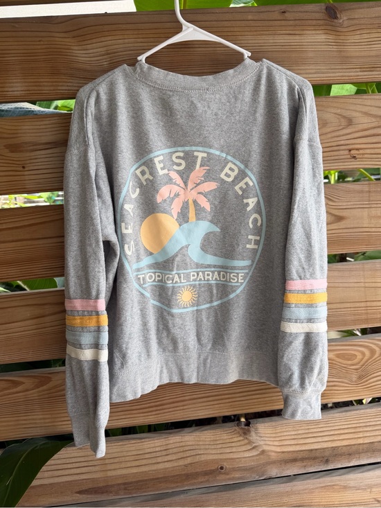 Ocean Drive Tops - Ocean Drive Gray Graphic Pullover with Pastel Beach Print